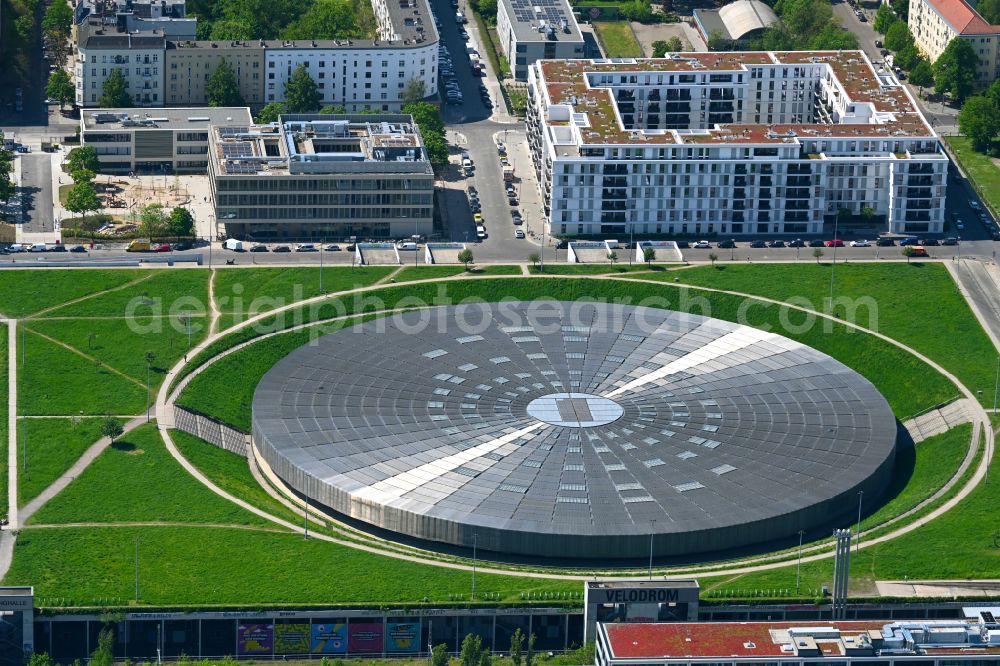 Aerial photograph Berlin - View to the Velodrome at the Landsberger Allee in the Berlin district Prenzlauer Berg. The Velodrome is one of the largest event halls of Berlin and is used for sport events, concerts and other events