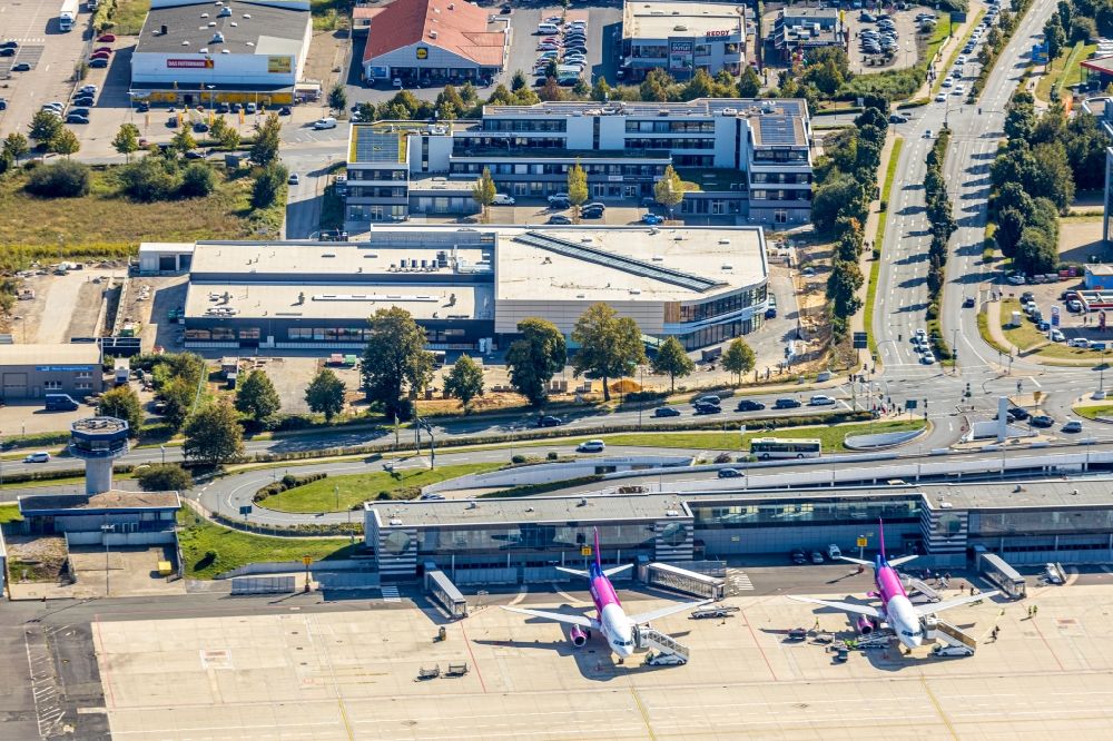 Dortmund from the bird's eye view: Dispatch building and terminals on the premises of the airport in Dortmund in the state North Rhine-Westphalia, Germany