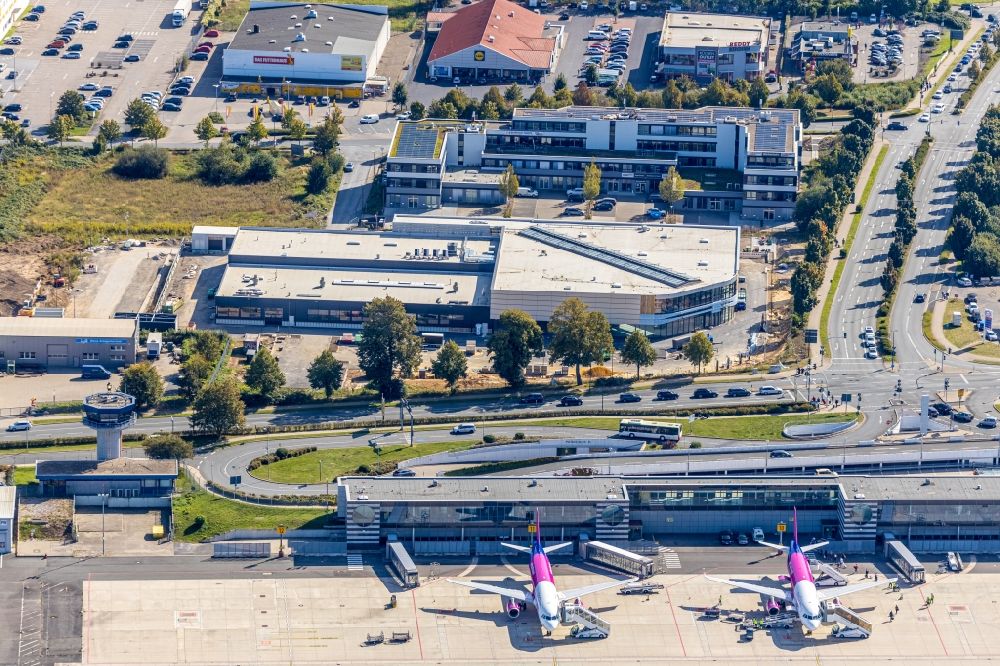 Aerial photograph Dortmund - Dispatch building and terminals on the premises of the airport in Dortmund in the state North Rhine-Westphalia, Germany