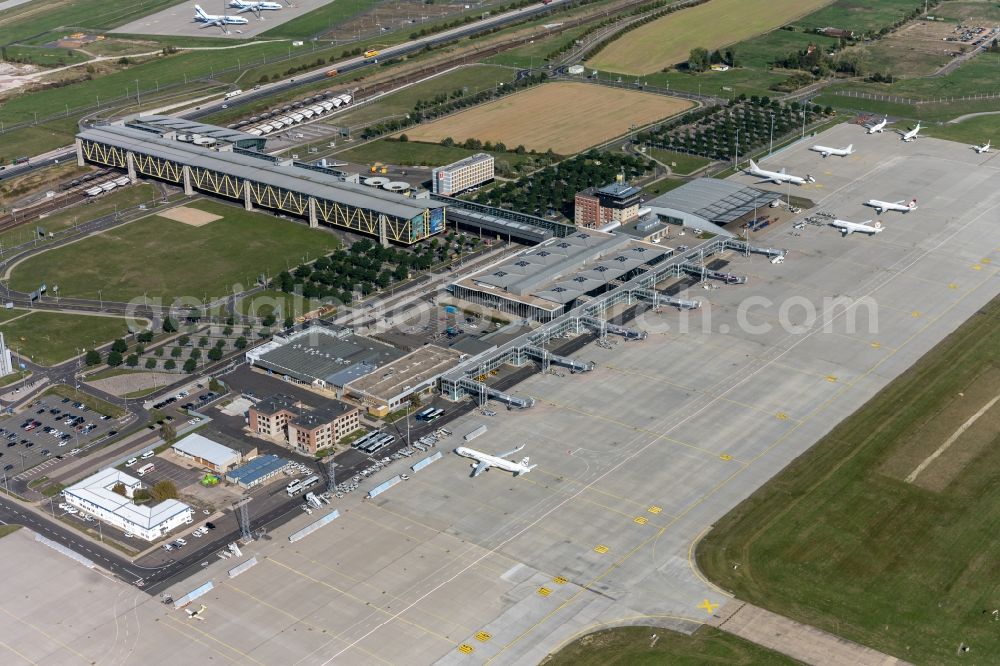 Aerial image Schkeuditz - Dispatch building and terminals on the premises of the airport in Schkeuditz in the state Saxony, Germany
