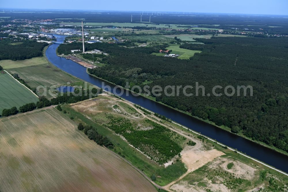Aerial image Genthin - Deposition surfaces at the works way bridge over the Fiener main on-site preflooder at the Elbe-Havel Canal in Genthin in the state Saxony-Anhalt