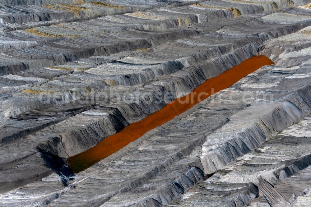 Aerial photograph Regis-Breitingen - Layers of a mining waste dump Tagebau Vereinigtes Schleenhain in Regis-Breitingen in the state Saxony, Germany