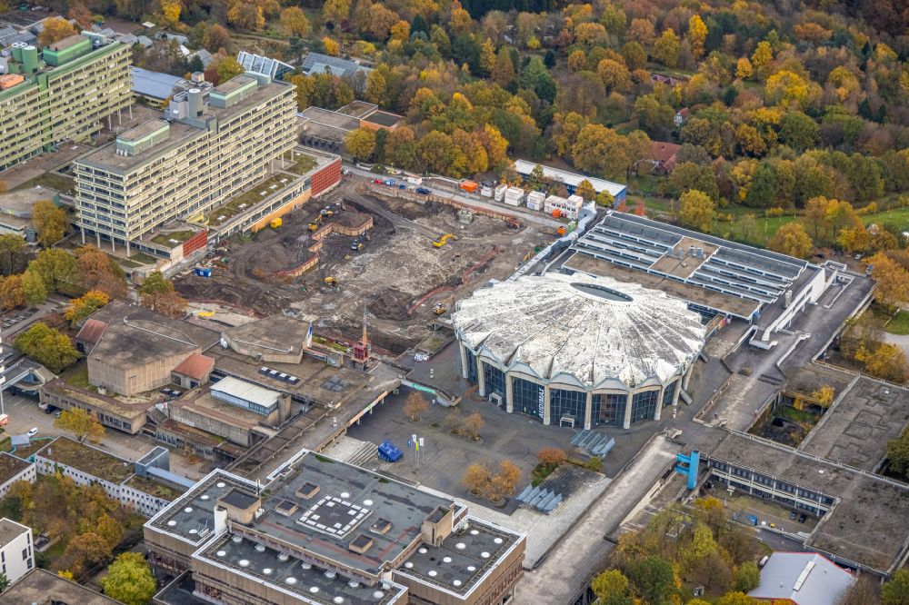 Aerial photograph Bochum - Dismantling of high-rise buildings of the NA building on the campus of the Ruhr University Bochum in the district Querenburg in Bochum at Ruhrgebiet in the state North Rhine-Westphalia, Germany