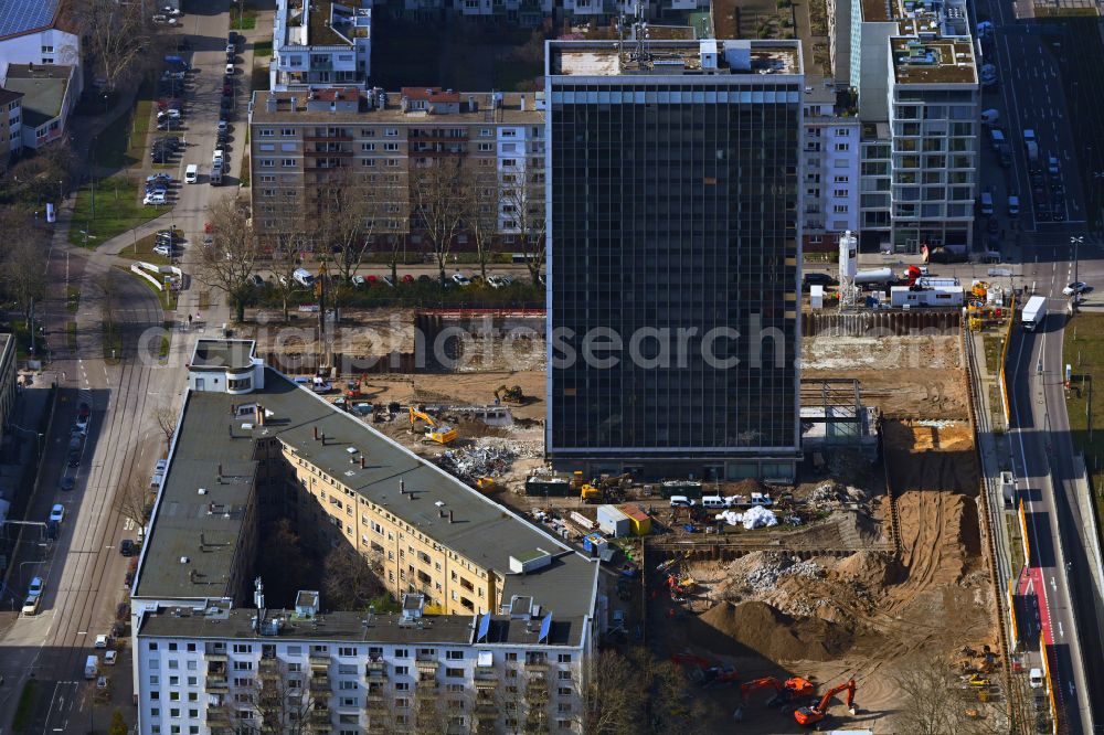 Aerial image Karlsruhe - Dismantling of high-rise buildings Verwaltungsgebaeude Landratsamt on street Beiertheimer Allee in Karlsruhe in the state Baden-Wuerttemberg, Germany