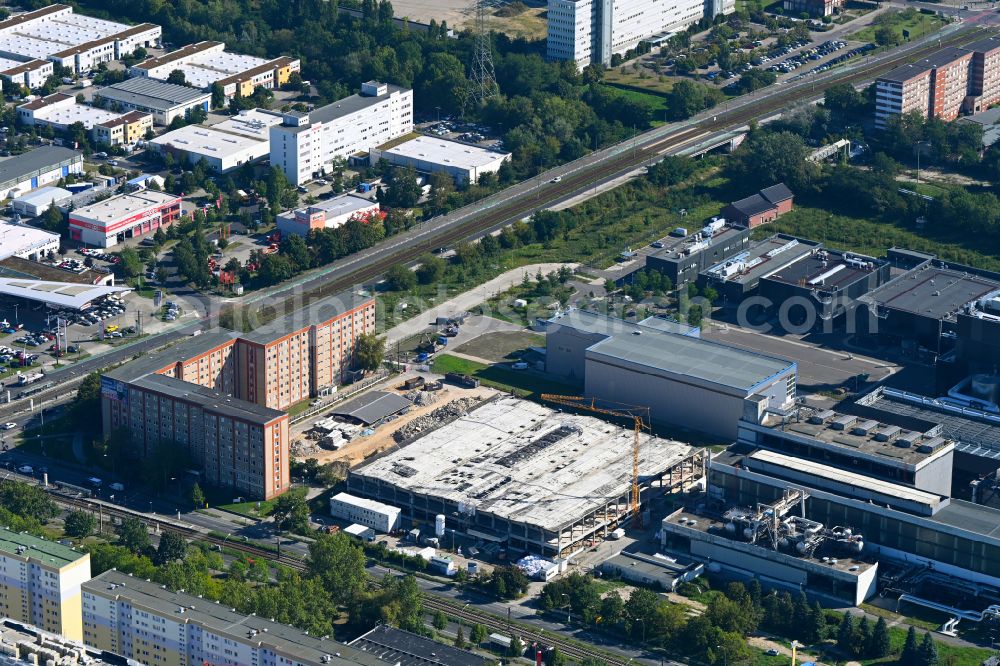 Berlin from the bird's eye view: Demolition and dismantling of the disused old power plant hall of the thermal power plant on Rhinstrasse in the Marzahn district in Berlin, Germany
