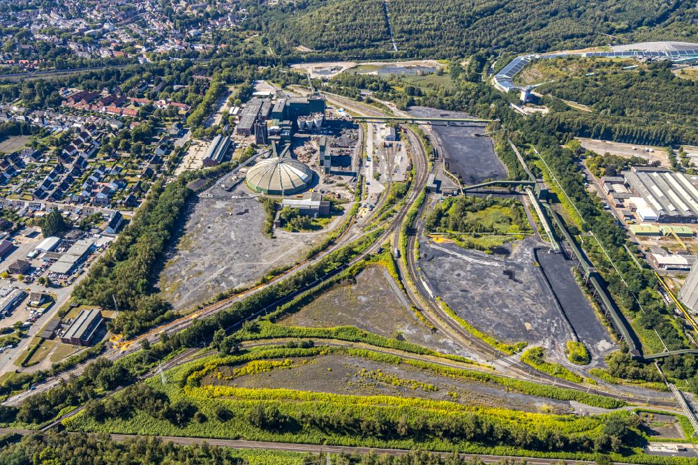 Aerial photograph Bottrop - Demolition work on the site of the Industry- ruins Industrial monument Malakoff Tower on the former Prosper colliery on street Knappenstrasse in Bottrop at Ruhrgebiet in the state North Rhine-Westphalia, Germany