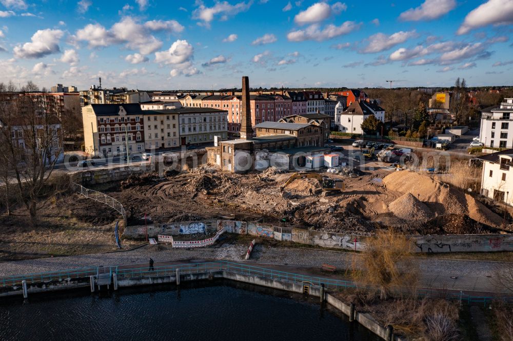 Eberswalde from the bird's eye view: Demolition work on the site of the Industry- ruins Schlachthof in Eberswalde in the state Brandenburg, Germany