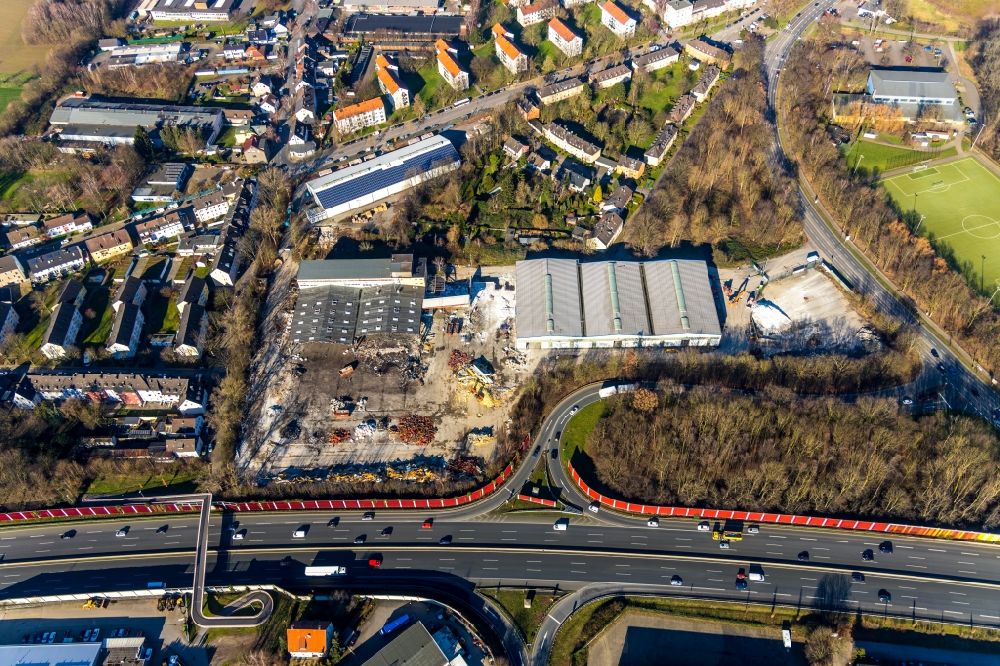 Aerial photograph Bochum - Demolition work on the site of the former logistics center ruin on Berliner Strasse for the new building of a hardware store in the district Wattenscheid in Bochum in the state North Rhine-Westphalia, Germany