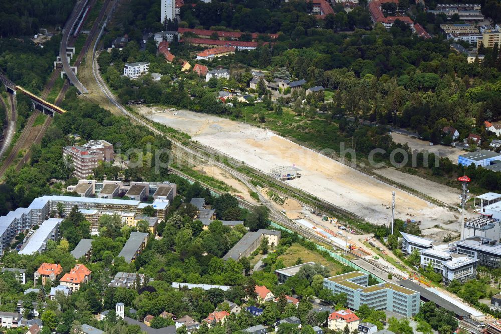 Aerial photograph Berlin - Demolition work on the site of the former logistics center ruin on Tejastrasse in the district Steglitz in Berlin, Germany