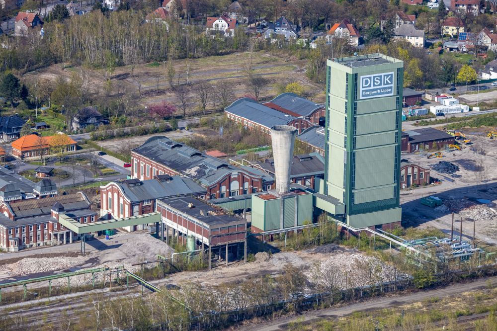 Aerial image Gelsenkirchen - Demolition work on the site of the Industry- ruins of DSK Bergwerk Lippe in the district Westerhold in Gelsenkirchen in the state North Rhine-Westphalia, Germany