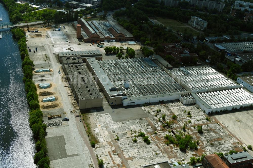 Aerial image Berlin - Demolition work on the site of the Industry- ruins on Gartenfelder Strasse in the district Siemensstadt in Berlin, Germany