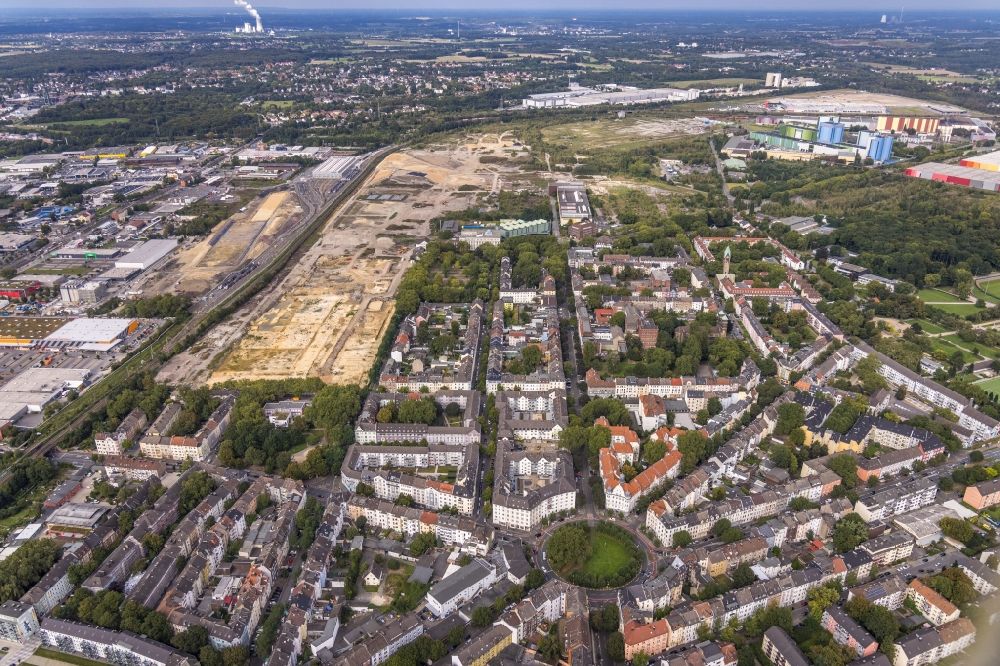 Dortmund from the bird's eye view: Demolition work on the site of the Industry- ruins in the district Westfalenhuette in Dortmund at Ruhrgebiet in the state North Rhine-Westphalia, Germany
