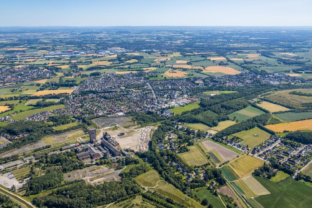 Aerial image Hamm - Demolition work on the site of the Industry- ruins Zeche Heinrich Robert in Hamm in the state North Rhine-Westphalia, Germany