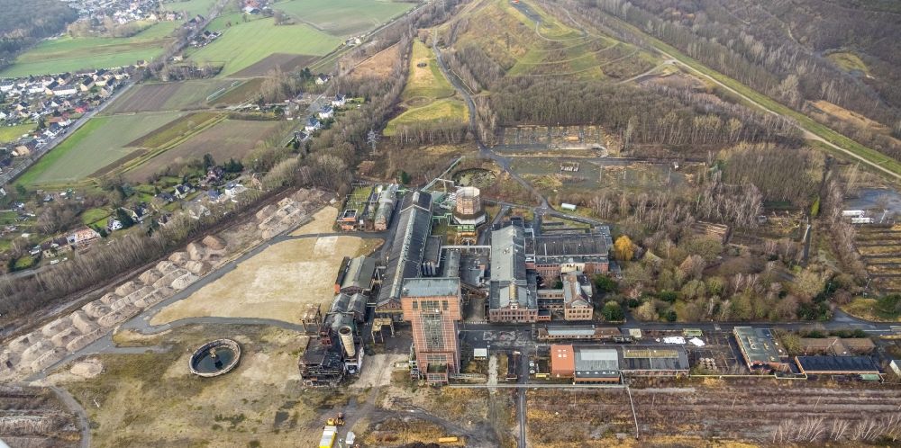 Aerial photograph Hamm - Demolition work on the site of the Industry- ruins Zeche Heinrich Robert in Hamm in the state North Rhine-Westphalia, Germany