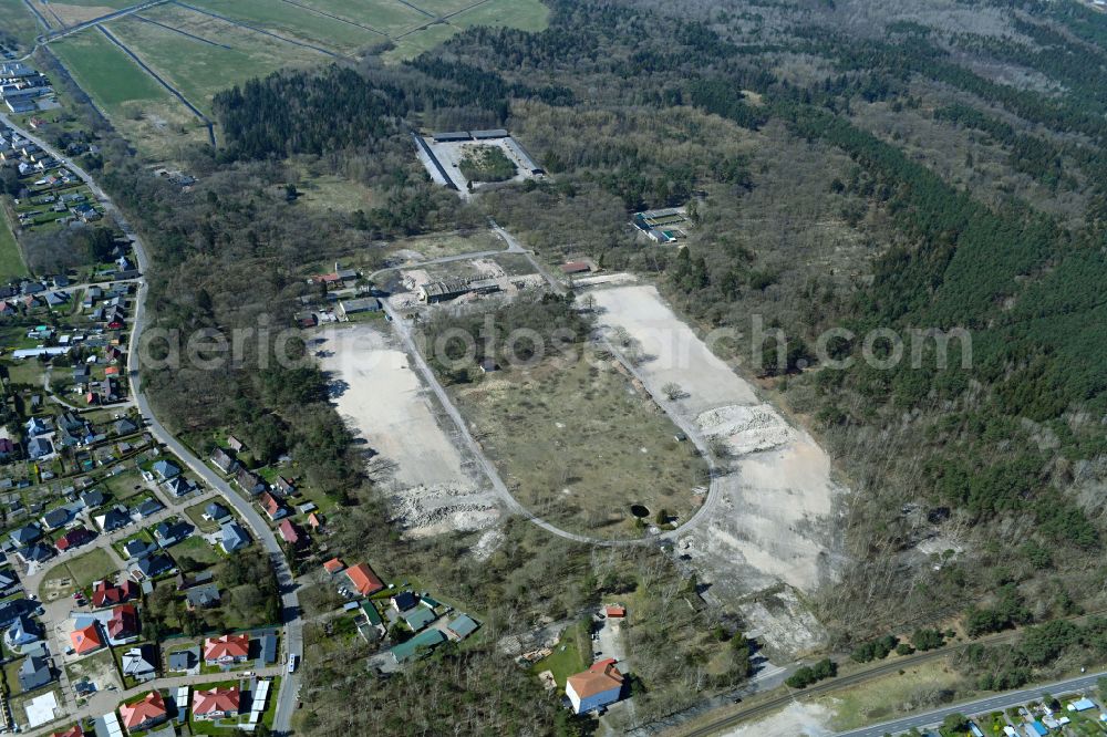 Karlshagen from the bird's eye view: Demolition and clearance work on the building complex of the former military barracks Schuetzenstrasse - Alte Peenemuender Strasse in Karlshagen on the island of Usedom in the state Mecklenburg - Western Pomerania, Germany