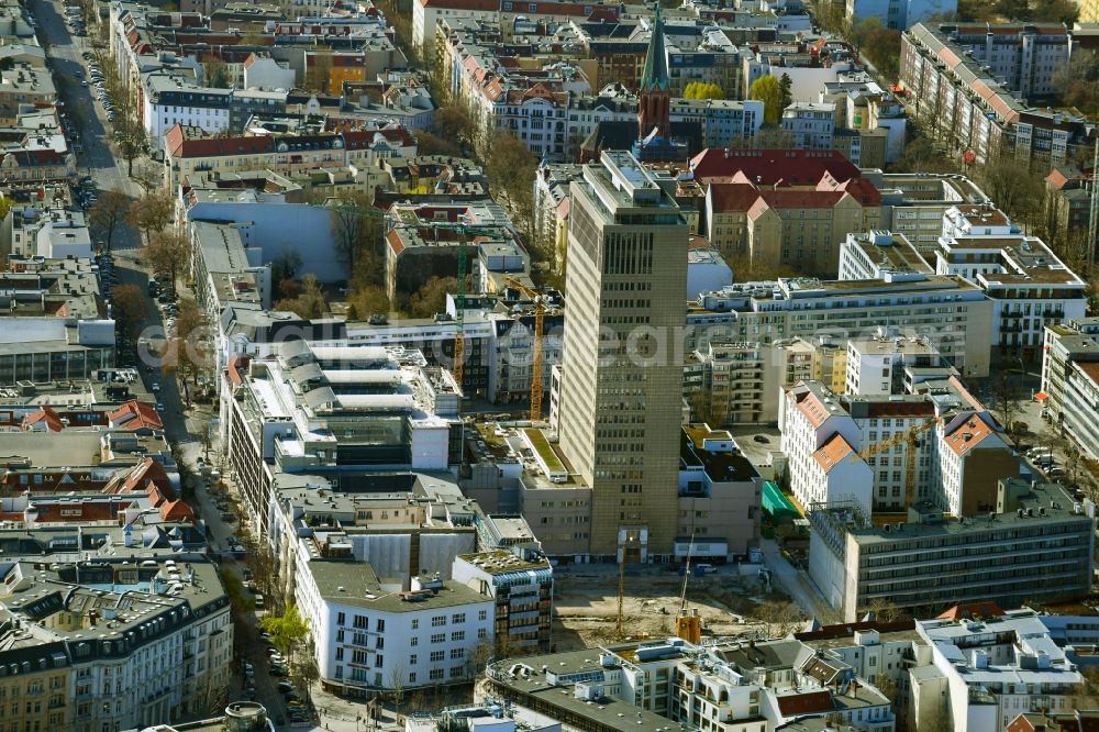 Berlin from the bird's eye view: Demolition area of office buildings Home on Kurfuerstendamm-Karree in the district Charlottenburg in Berlin, Germany