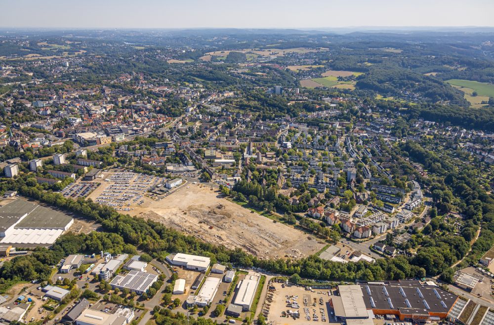 Hattingen from above - Demolition area for the new construction of commercial and residential buildings on the former O&K site with a new parking lot and police station along kidney Hofer Strasse in Hattingen in the state North Rhine-Westphalia, Germany