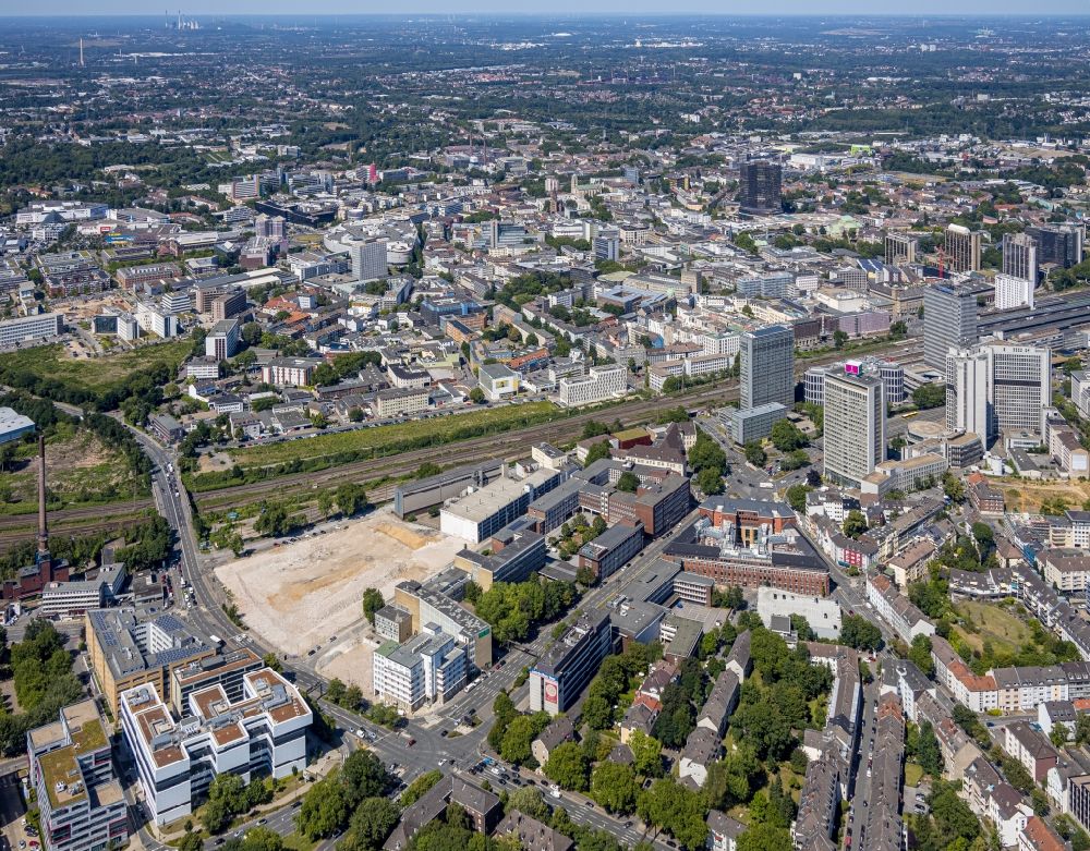 Aerial photograph Essen - Demolition area of office buildings Home of the former publishing and newspaper district overlooking the city center in the district Suedviertel in Essen in the state North Rhine-Westphalia, Germany