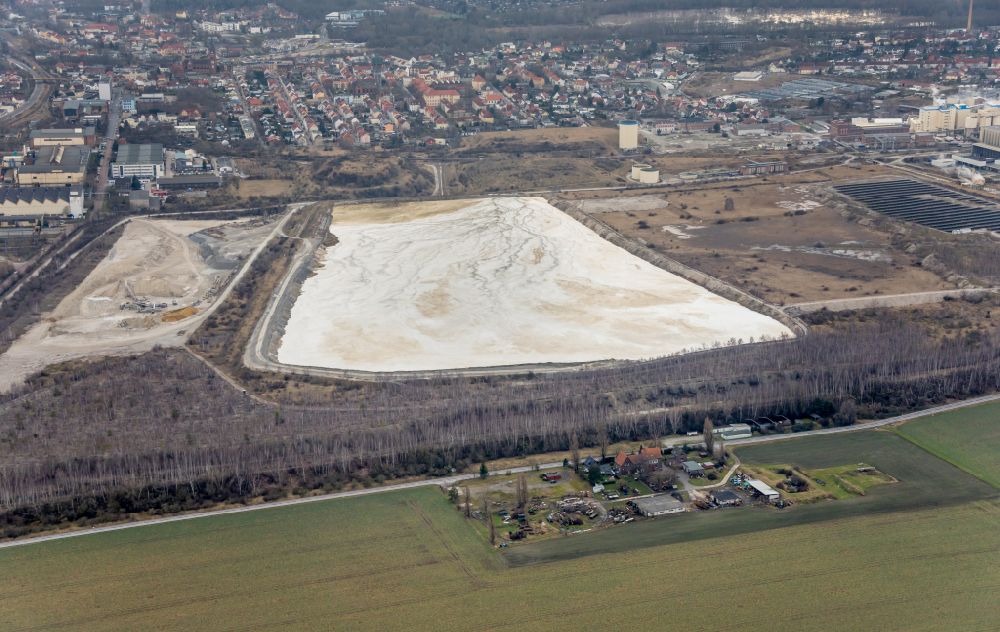 Aerial photograph Staßfurt - Absetzbecken, Klaerbecken der Ciech Sodafabrik in Stassfurt in the state Saxony-Anhalt, Germany