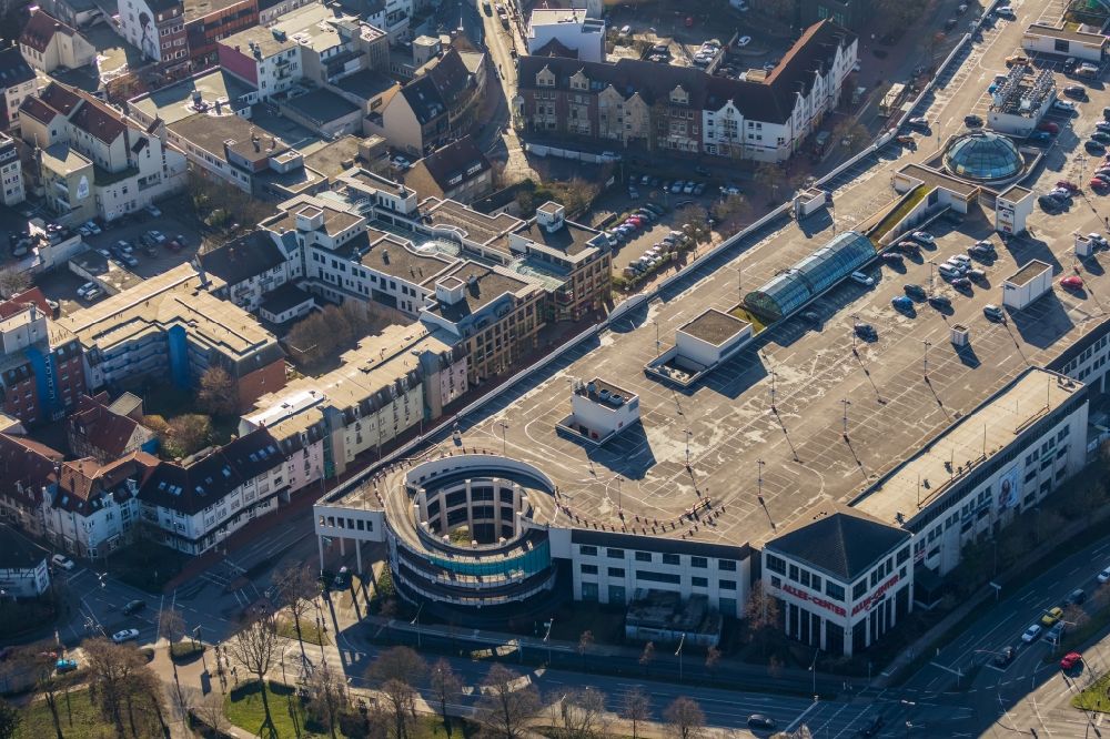 Aerial photograph Hamm - Parking space for parked cars at the shopping center Allee-Center Hamm on Westenwall in Hamm in the state North Rhine-Westphalia, Germany