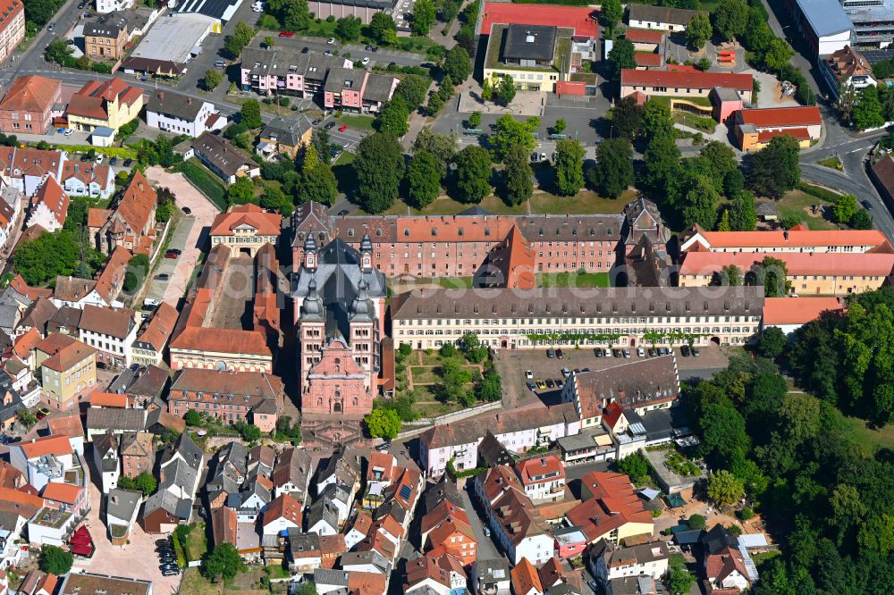 Amorbach from the bird's eye view: Historical sight Abtei Amorbach on Schlossplatz in Amorbach in the state Bavaria, Germany
