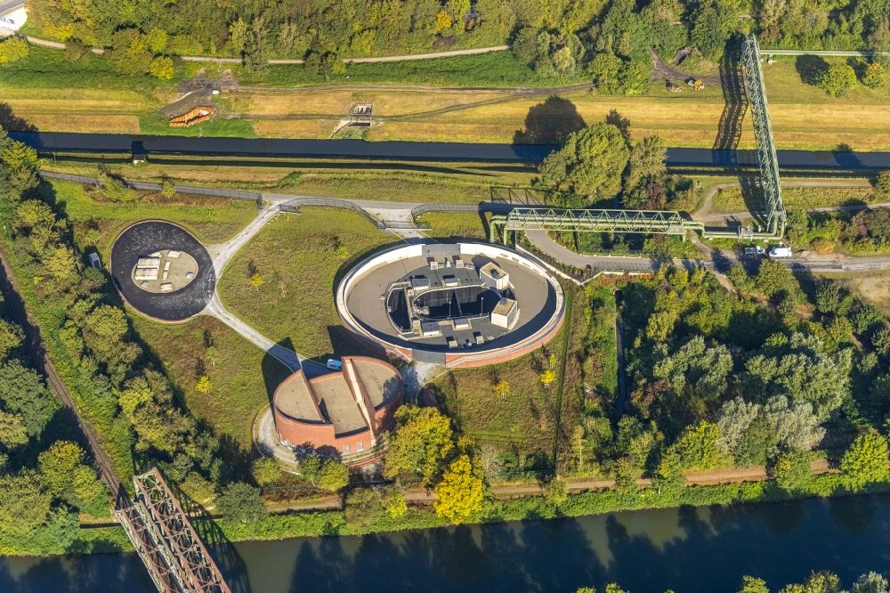 Aerial photograph Gelsenkirchen - Pumping station at the sewer at the Emscher in Gelsenkirchen at Ruhrgebiet in the state of North Rhine-Westphalia