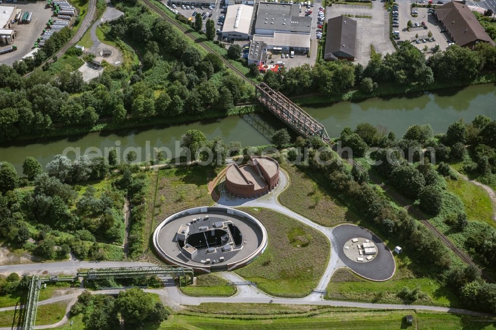 Gelsenkirchen from the bird's eye view: Pumping station at the sewer at the Emscher in the district Schalke-Nord in Gelsenkirchen at Ruhrgebiet in the state of North Rhine-Westphalia