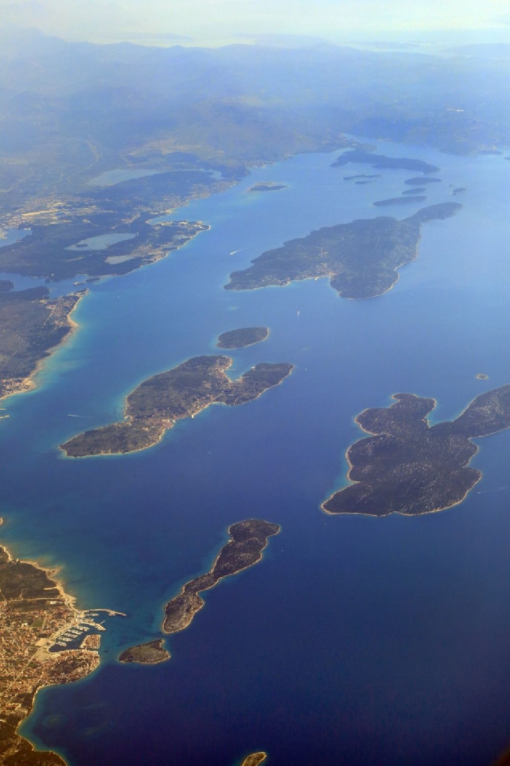 Aerial photograph Prvic Sepurine - Archipelago in the Adriatic Sea with the islands Otok Tijat and Prvic in Prvic Sepurine in Sibensko-kninska zupanija, Croatia