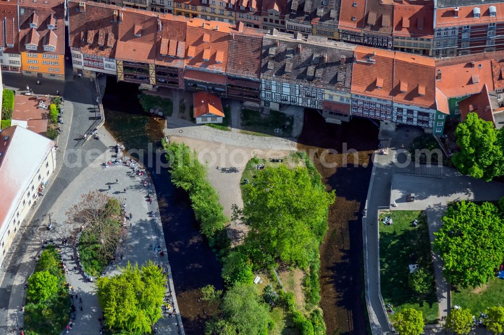 Aerial photograph Erfurt - Historic Old Bridge Kraemerbruecke Erfurt across Gera in the district Altstadt in Erfurt in the state Thuringia, Germany