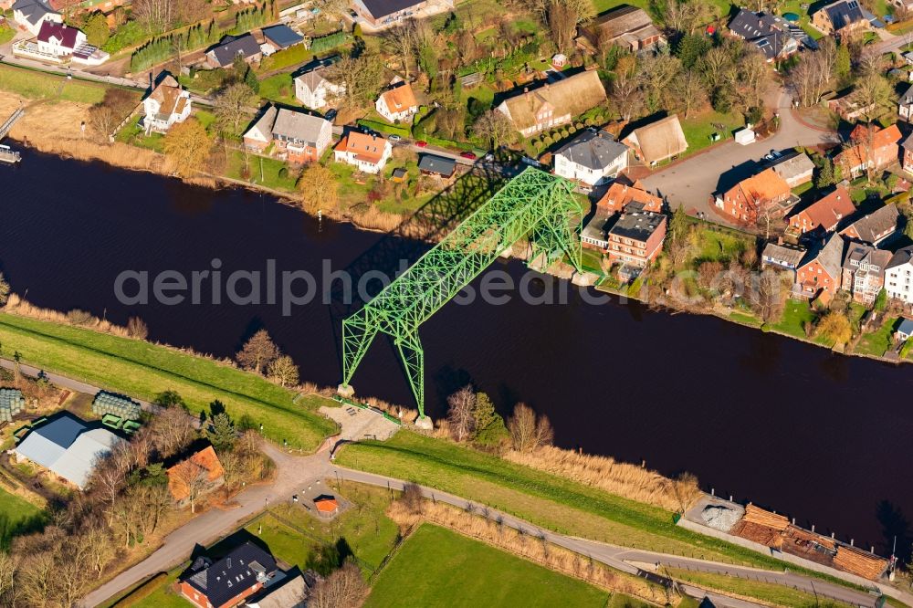 Aerial image Osten - Historic Old Bridge of Schwebefaehre about the Oste across in Osten in the state Lower Saxony, Germany