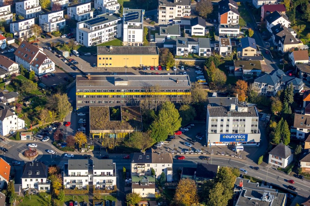 Aerial photograph Arnsberg - Historical old building of Deutsche Post on Stembergstrasse in the district Neheim in Arnsberg in the state North Rhine-Westphalia, Germany
