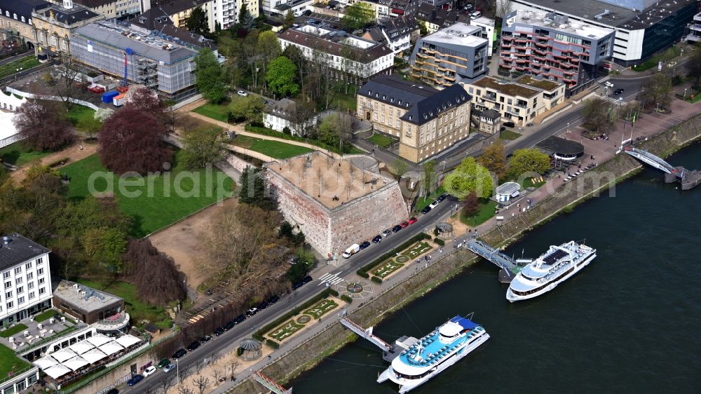 Aerial image Bonn - The city fortification Alter Zoll with the Ernst Moritz Arndt Monument in Bonn in the state North Rhine-Westphalia, Germany