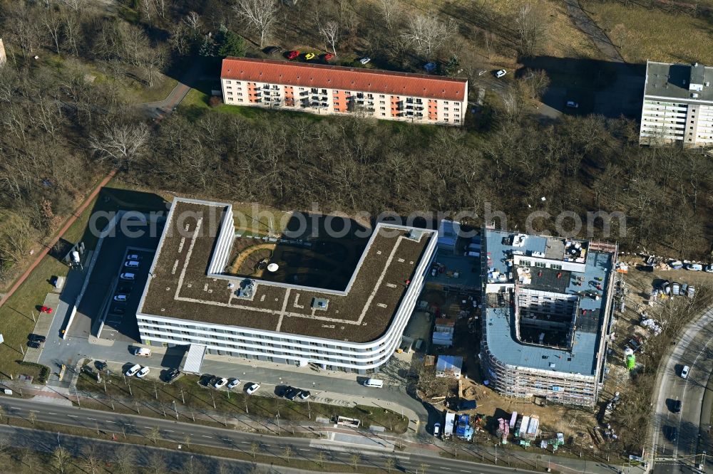 Aerial photograph Berlin - New buildings of the retirement home - retirement Blumberger Damm corner Altentreptower Strasse in the district Biesdorf in Berlin, Germany