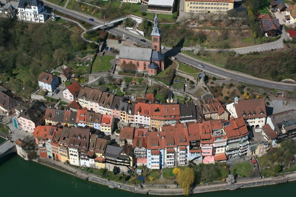 Aerial photograph Laufenburg - City area with old town at the river Rhine in Laufenburg in the state Baden-Wuerttemberg, Germany