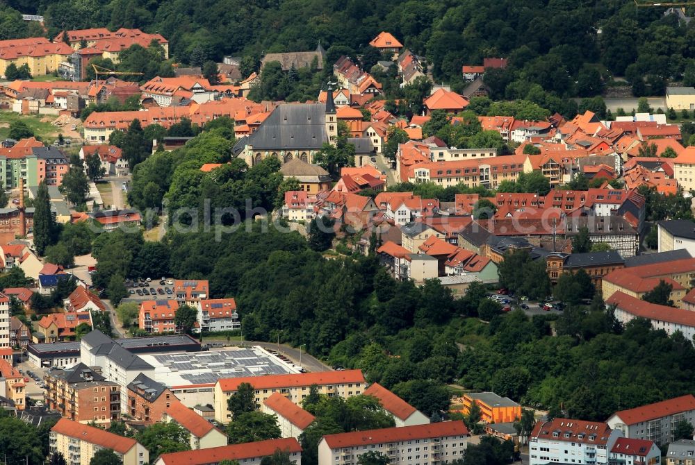 Aerial photograph Nordhausen - One of the most distinctive landmarks of the city of Nordhausen in Thuringia is the Cathedral of the Holy Cross. The construction is based on a canonesses church. The present building was built in the 12th century and contains elements of Romanesque and Gothic architectural styles