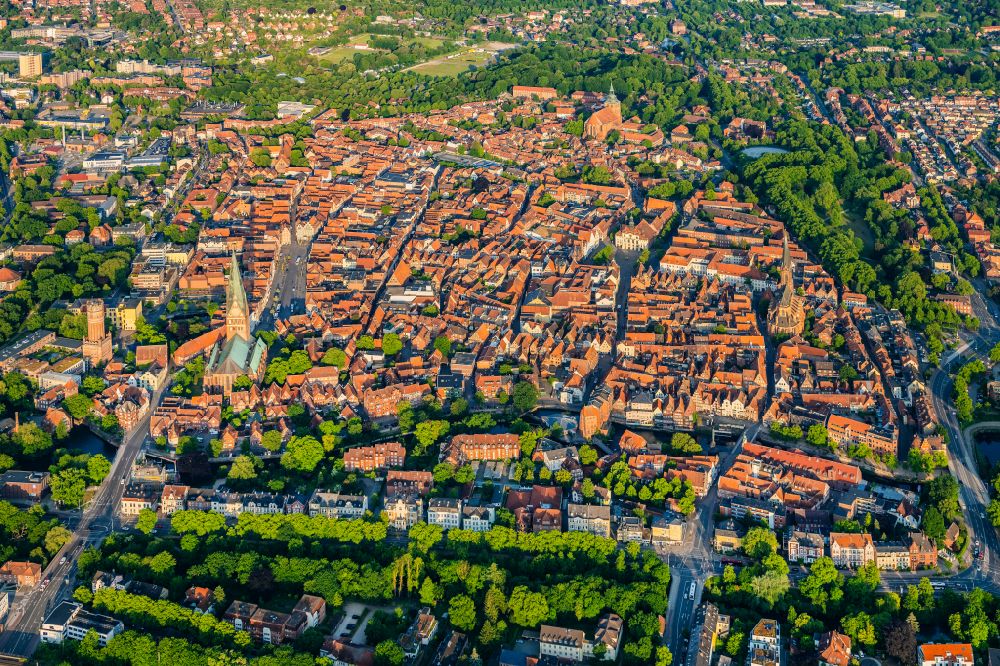 Lüneburg from the bird's eye view: Old Town area and city center in Lueneburg in the state Lower Saxony, Germany