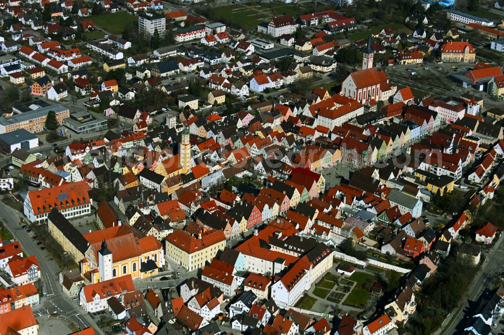 Mindelheim from the bird's eye view: Old Town area and city center in Mindelheim in the state Bavaria, Germany