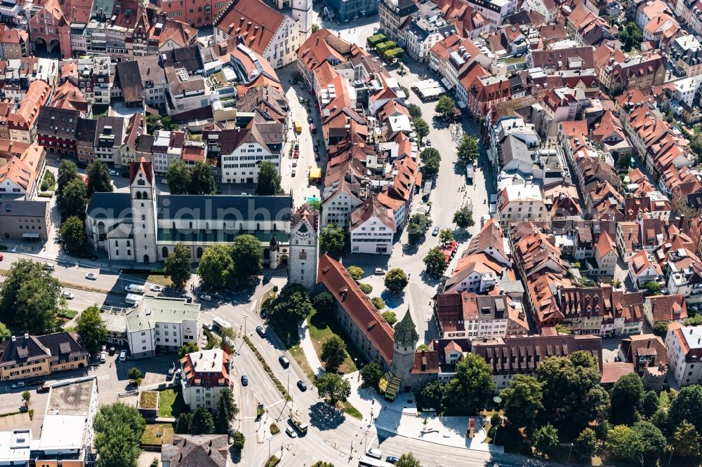 Aerial image Ravensburg - Old Town area and city center with Blick auf das Frauentor and den Gruenen Turm in Ravensburg in the state Baden-Wurttemberg, Germany