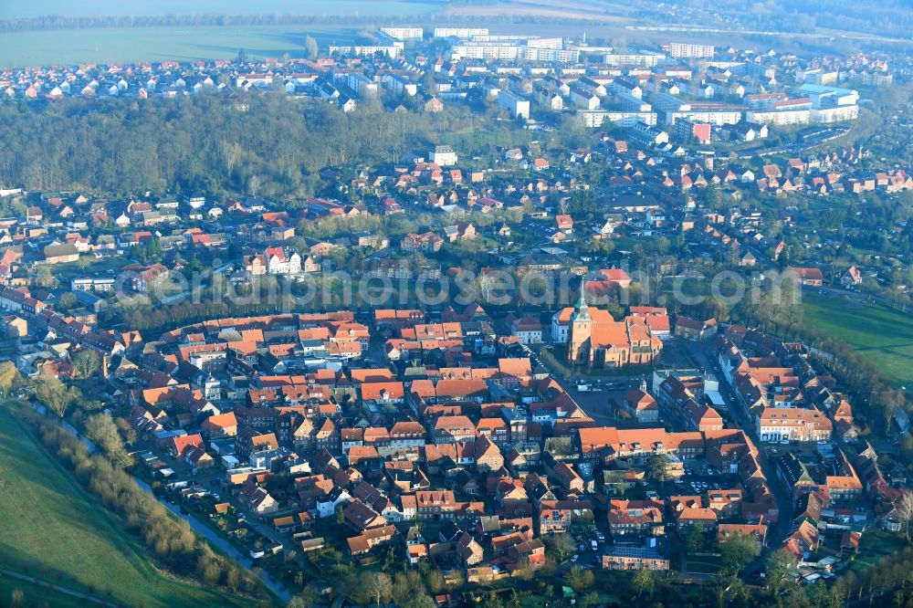 Aerial photograph Boizenburg/Elbe - Old Town area and city center in Boizenburg/Elbe in the state Mecklenburg - Western Pomerania, Germany
