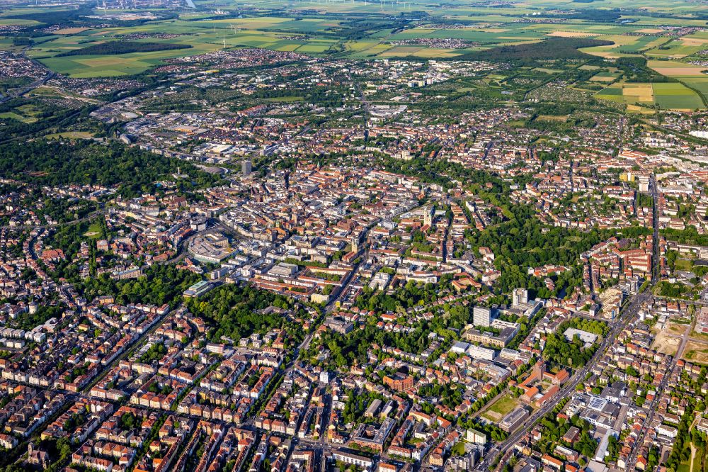 Braunschweig from the bird's eye view: Old Town area and city center in Brunswick in the state Lower Saxony, Germany