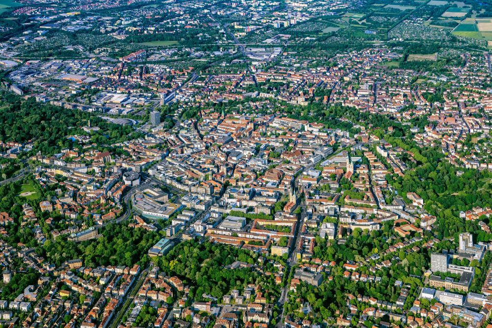 Aerial photograph Braunschweig - Old Town area and city center in Brunswick in the state Lower Saxony, Germany