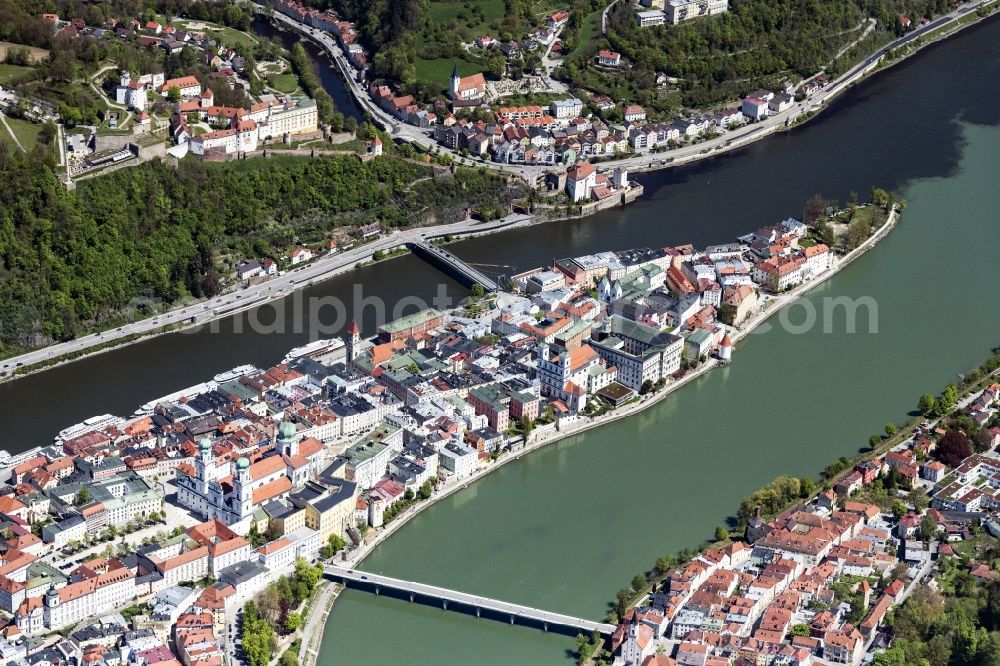 Passau from the bird's eye view: Old Town area and city center of Drei-Fluesse-Stadt in Passau in the state Bavaria, Germany