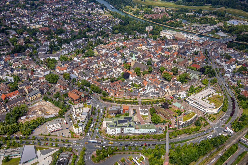 Feldmark from the bird's eye view: Old Town area and city center in Feldmark in the state North Rhine-Westphalia, Germany