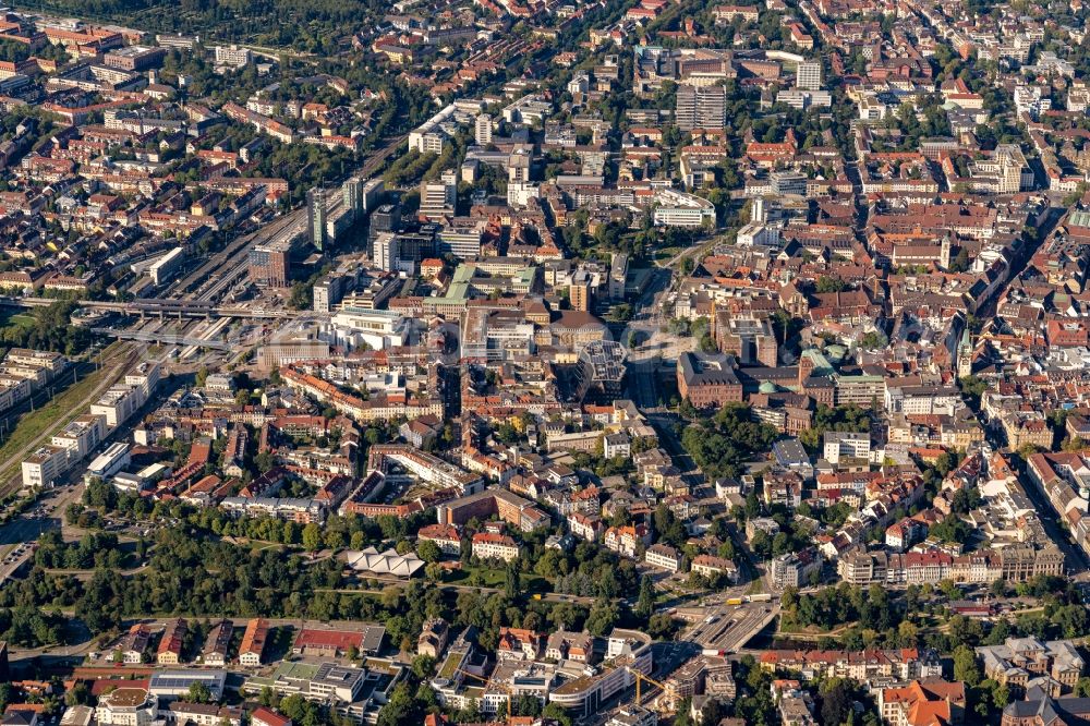 Aerial photograph Freiburg im Breisgau - Old Town area and city center Westliche Altstadt with Universitaet in Freiburg im Breisgau in the state Baden-Wuerttemberg, Germany