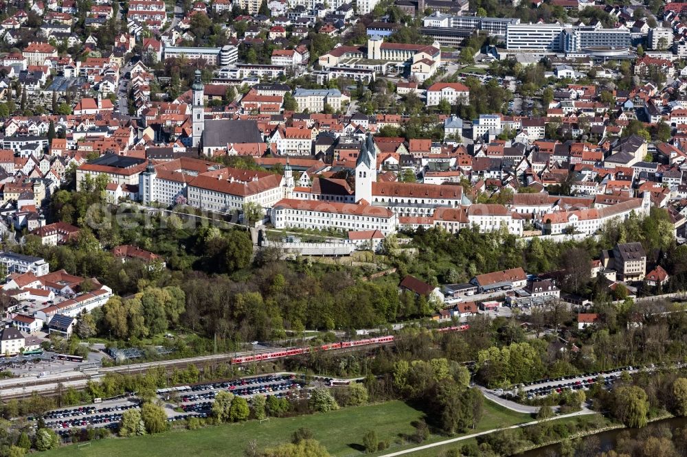 Aerial image Freising - Old Town area and city center in Freising in the state Bavaria, Germany