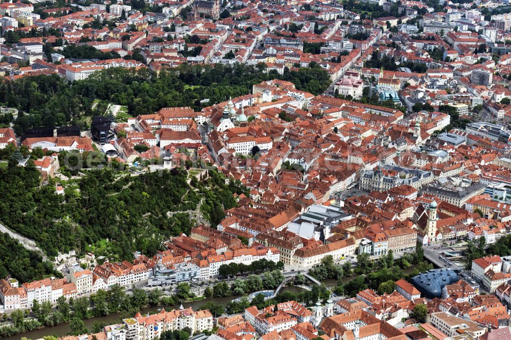 Graz from the bird's eye view: Old Town area and city center with dem Schlossberg on Flussverlauf of Mur in Graz in Steiermark, Austria