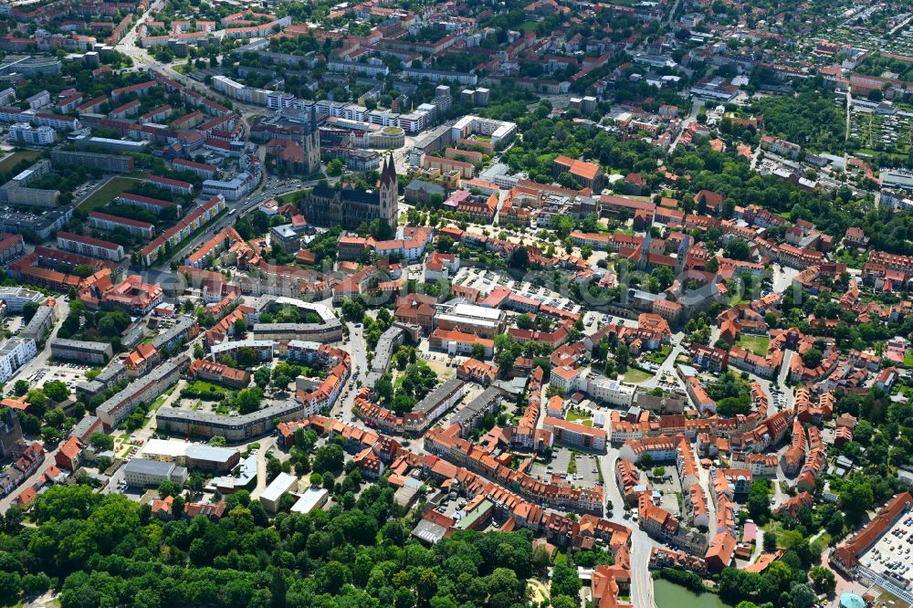 Aerial image Halberstadt - Old Town area and city center on place Domplatz in Halberstadt in the state Saxony-Anhalt, Germany