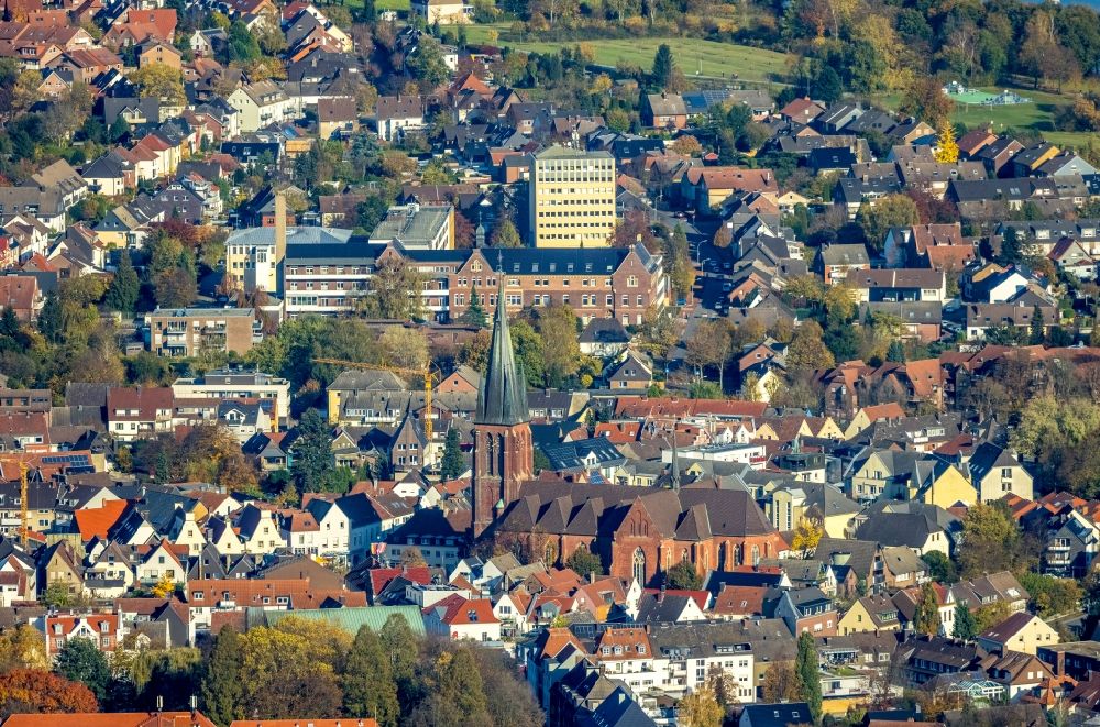 Aerial photograph Haltern am See - Old Town area and city center overlooking the St.-Sixtus-Kirche at Markt in Haltern am See in the state North Rhine-Westphalia, Germany