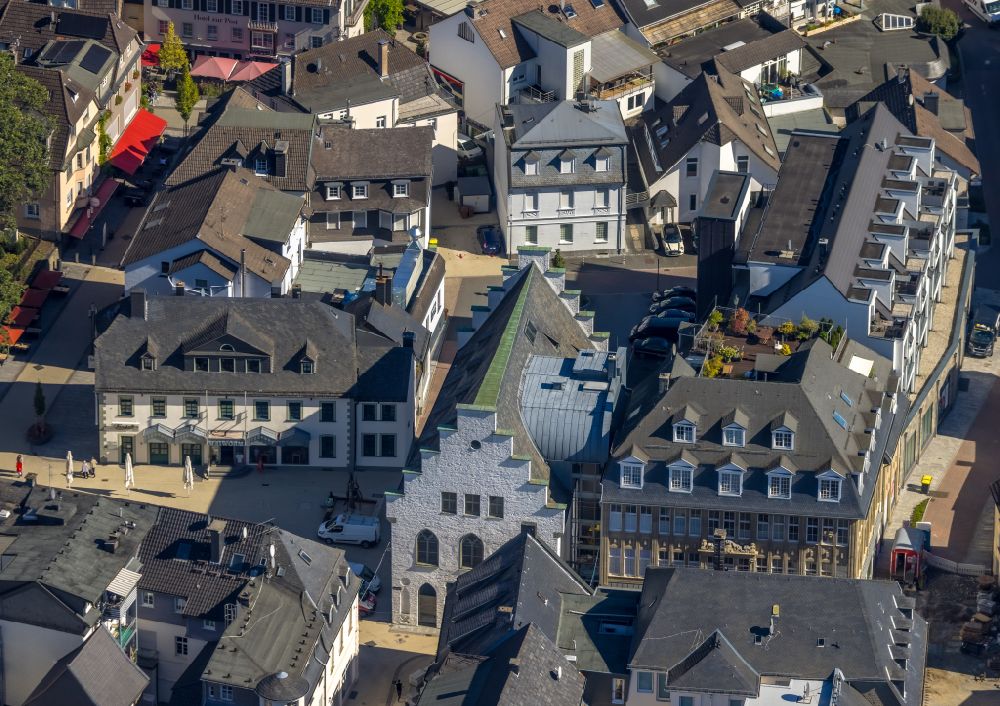 Aerial image Hansestadt Attendorn - Old Town area and city center on street Breite Techt - Torenkasten - Im Hohl in Hansestadt Attendorn in the state North Rhine-Westphalia, Germany
