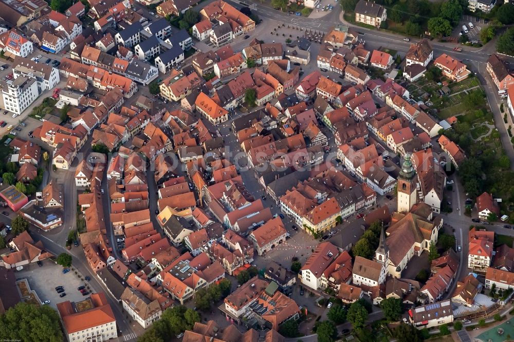 Aerial photograph Haslach im Kinzigtal - Old Town area and city center in Haslach im Kinzigtal in the state Baden-Wuerttemberg
